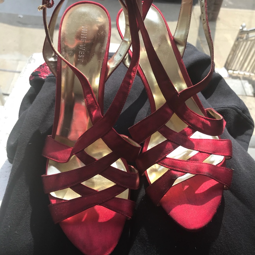 Nine West Designer Burgundy Strappy Heels